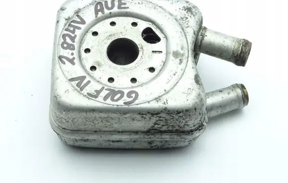 Volkswagen Golf IV Engine oil radiator 