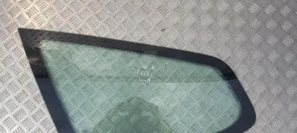 Ford Focus Rear side window