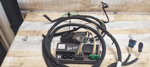 Peugeot 807 Door control unit/module 1400736580 1400043980