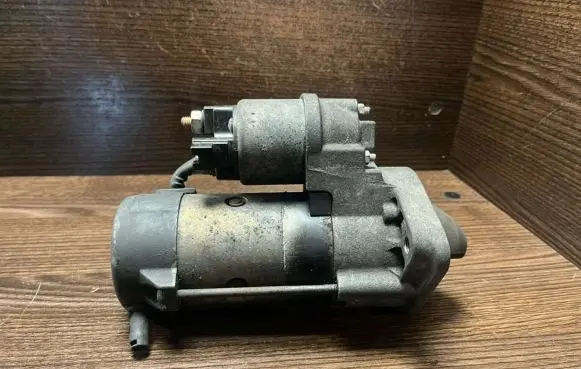Toyota Avensis Verso Starter motor 281000G020