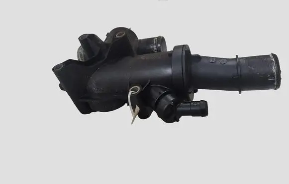 Ford Mondeo MK IV Thermostat/thermostat housing 9656182980