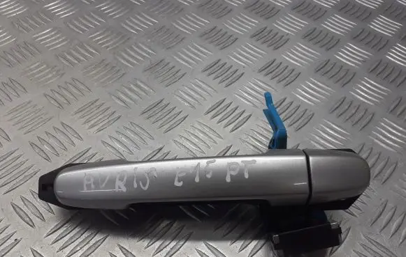 Toyota Auris 150 Rear door handle trim 