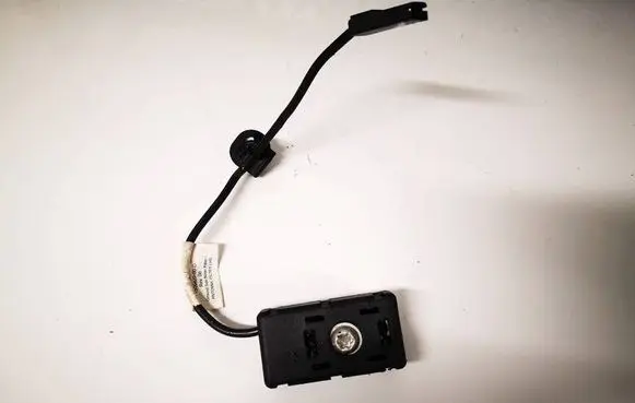 Tesla Model Y Antenna control unit 150942000d 1509420-00-d