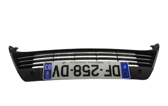 Toyota Auris E180 Front bumper lower grill 5310202040