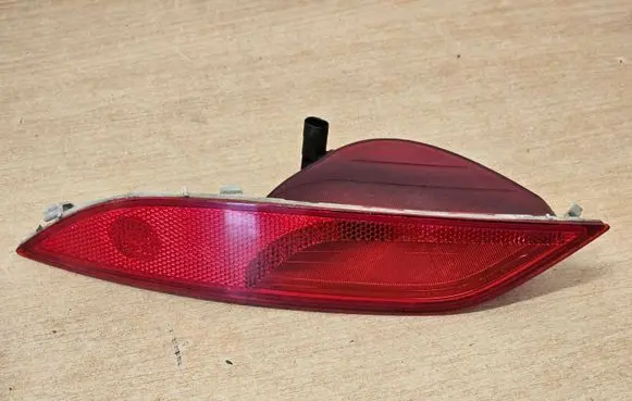 Volvo V40 Rear fog light 31290576