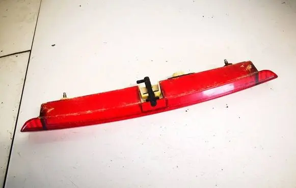 Nissan Murano Z50 Third/center stoplight p2884