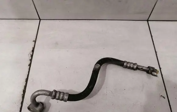 Mercedes-Benz CLS C219 Air conditioning (A/C) pipe/hose A2118306515