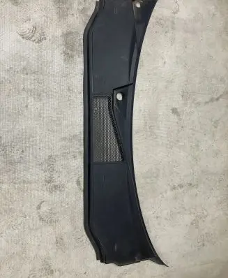 Audi A6 S6 C8 4K Wiper trim 4K2819403