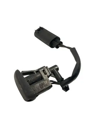 BMW 3 E90 E91 Windshield washer spray nozzle 7110851 6166 8365385