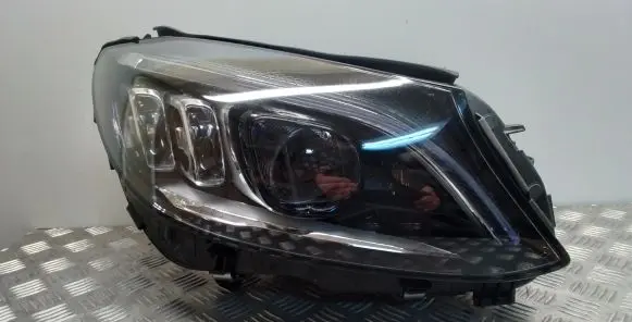 Mercedes-Benz C W205 Headlight/headlamp A2059068605KZ