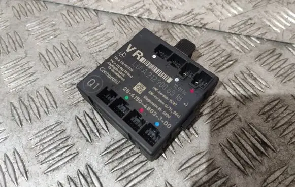 Mercedes-Benz C W204 Door control unit/module A2129006518