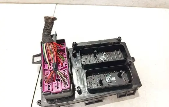 Fuse box set
