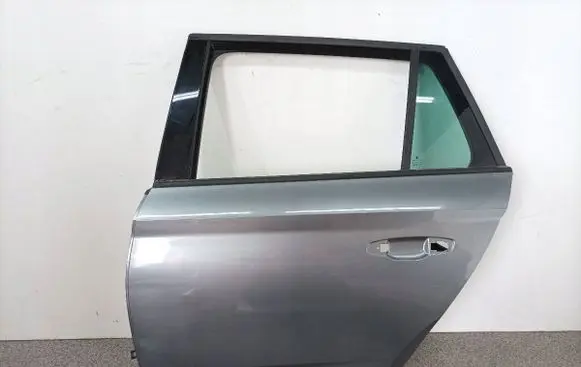 Skoda Kamiq Front door