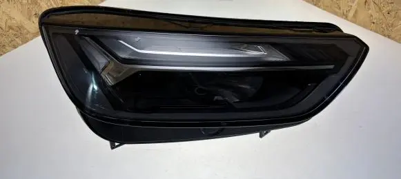 Audi Q5 SQ5 Headlight/headlamp 80A941034F T902907