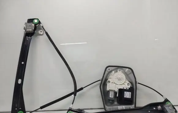 Volkswagen Golf V Front door window regulator with motor 5M0837461 1K3837461B 1K4837461B