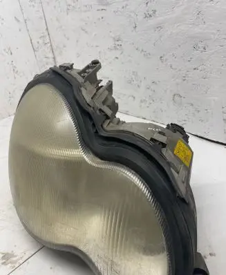 Mercedes-Benz C W203 Headlight/headlamp A2038200261 0301166202
