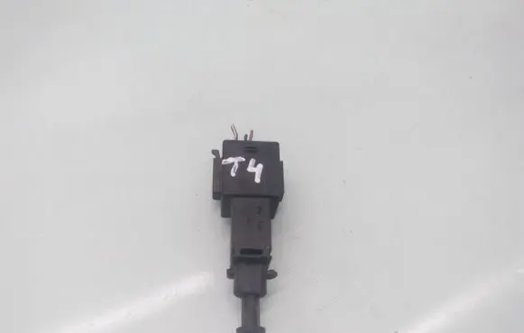 Volkswagen Transporter - Caravelle T4 Brake pedal sensor switch 15110J