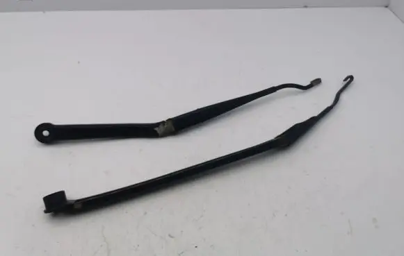 Lexus GS 300 350 430 450H Front wiper blade arm 7345NWB 7346