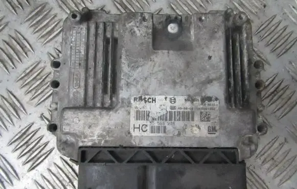 Opel Zafira B Engine control unit/module 55566278