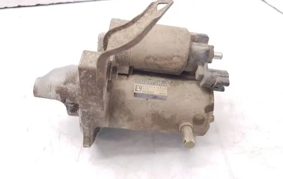 Toyota Yaris Starter motor 281000Y090 4280008434