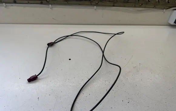 Volkswagen Transporter - Caravelle T5 Radio antenna