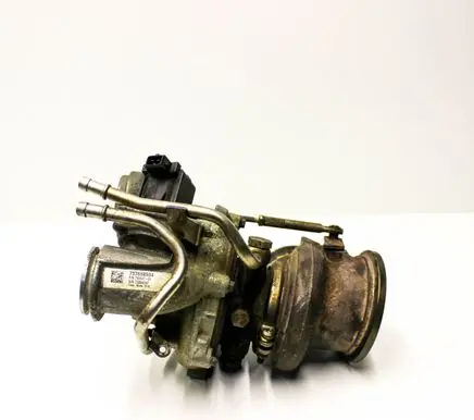 BMW 5 GT F07 Turbo 70176203 7576985
