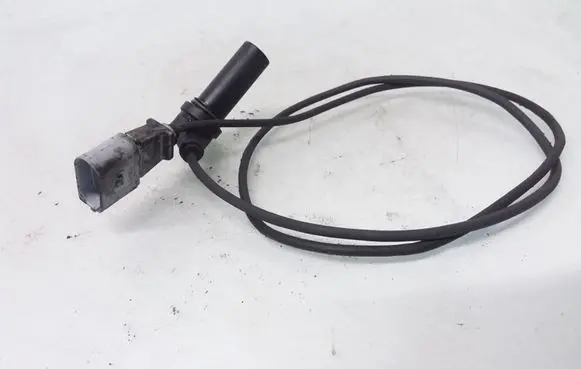Volkswagen PASSAT B5 Crankshaft position sensor 038907319E
