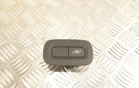 Volvo S60 Tailgate/boot open switch button 31427331