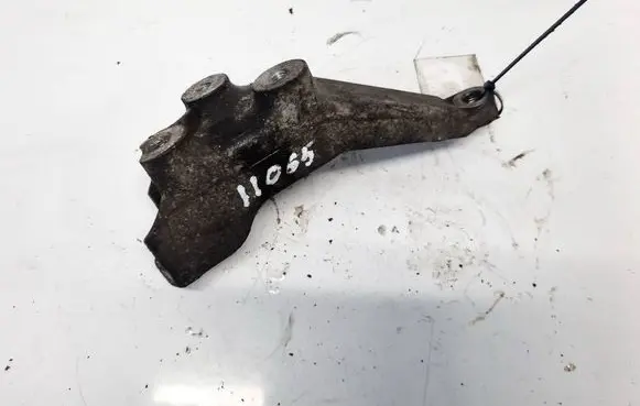 Opel Astra J Engine mounting bracket 13248569
