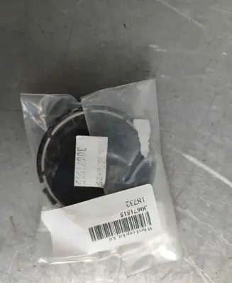 Volvo S40 Original wheel cap 30671515