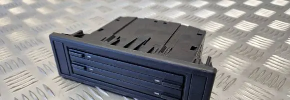 Volkswagen Sharan CD/DVD changer 
