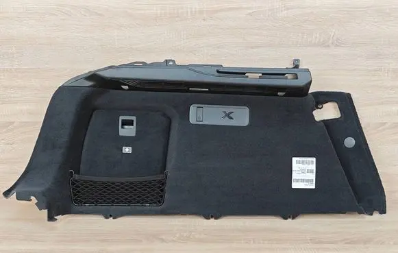 BMW X6 G06 Tailgate/trunk side cover trim 5A40FD3