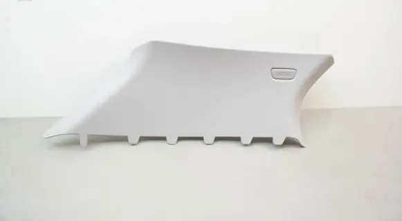 BMW 1 F40 (C) pillar trim 7444553