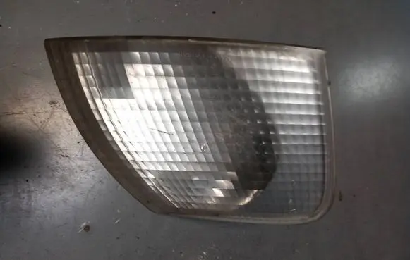 Volkswagen PASSAT B5 Front indicator light 3B0953050C