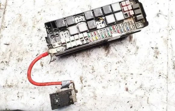 Fuse box set