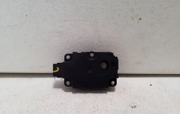 Audi Q7 4M Air flap motor/actuator DA893009 ZBAT0063D13