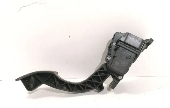 Volvo V50 Accelerator throttle pedal 4M519F836AH 6PV00864101