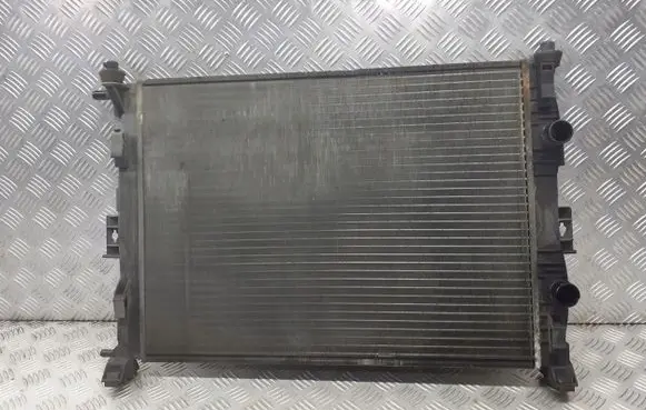 Renault Scenic II - Grand scenic II Coolant radiator 8200115541
