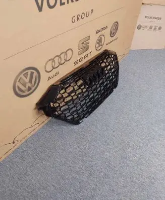 Audi RSQ3 Front bumper upper radiator grill 83A853651D RS03AU320