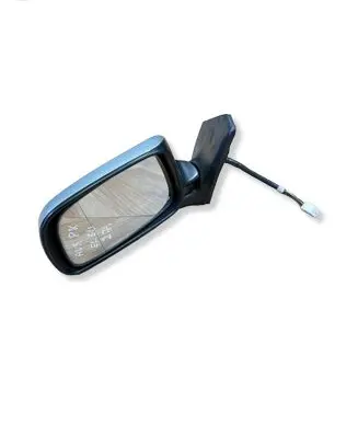 Toyota Avensis T250 Front door electric wing mirror 
