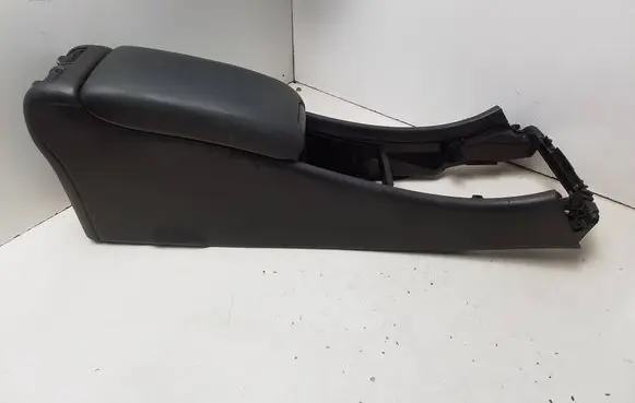Mercedes-Benz C W203 Armrest E037611021