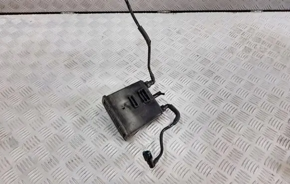 Active carbon filter fuel vapour canister