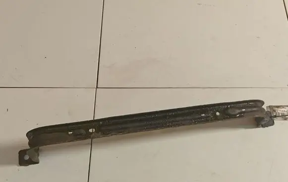 Ford S-MAX Fuel tank mounting bracket 
