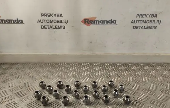 Mazda 5 Nuts/bolts 