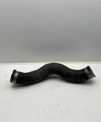 BMW 5 G30 G31 Intercooler hose/pipe 8580081