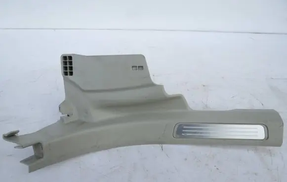 Volvo S90, V90 Rear sill trim cover 31377619 048601