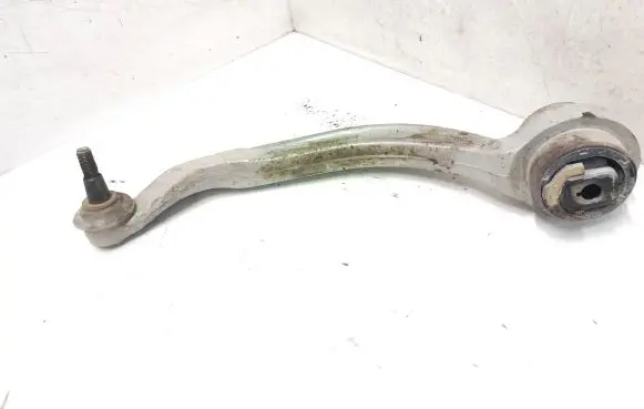 Volkswagen PASSAT B5 Front control arm 4D0407695J