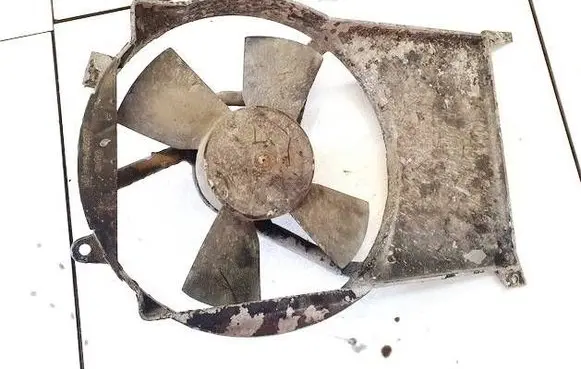 Opel Corsa B Radiator cooling fan shroud 90410054