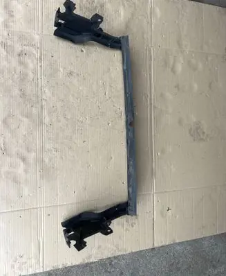 BMW 5 G30 G31 G38 Intercooler air guide/duct channel 51747383846
