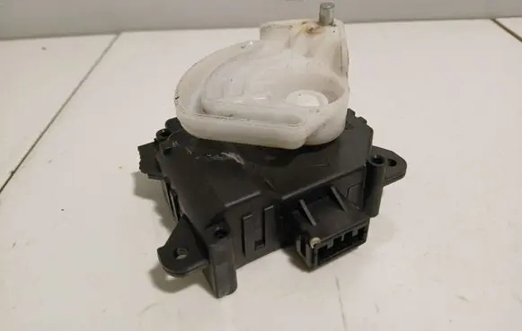 Honda CR-V Air flap motor/actuator MF1138002380